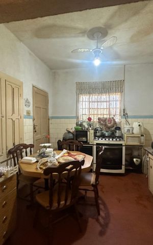 Casa à venda com 357m², 4 quartos e 2 vagasCozinha