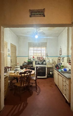 Casa à venda com 357m², 4 quartos e 2 vagasCozinha