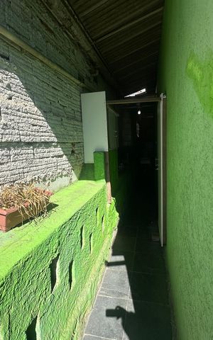 Casa à venda com 357m², 4 quartos e 2 vagasQuintal