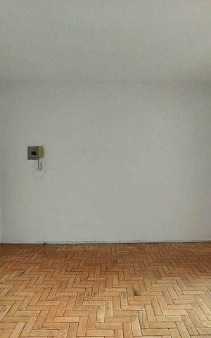 Apartamento para alugar com 81m², 2 quartos e 1 vaga Apartamento para alugar com 81m², 2 quartos e 1 vagaQuarto