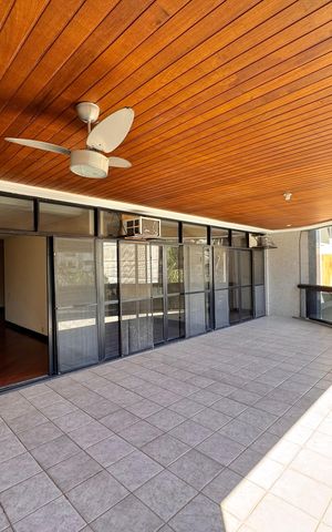 Apartamento à venda com 150m², 3 quartos e 2 vagas Apartamento à venda com 150m², 3 quartos e 2 vagasSala
