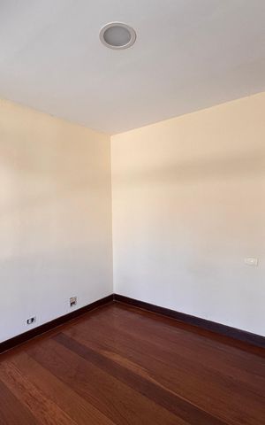 Apartamento à venda com 150m², 3 quartos e 2 vagas Apartamento à venda com 150m², 3 quartos e 2 vagasQuarto 1