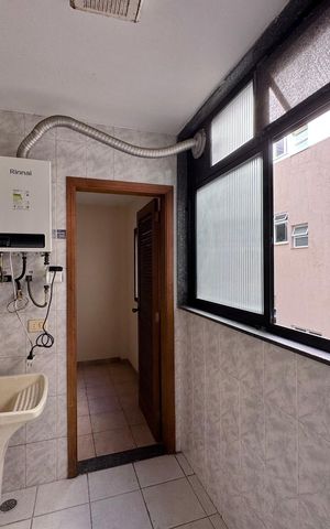 Apartamento à venda com 150m², 3 quartos e 2 vagas Apartamento à venda com 150m², 3 quartos e 2 vagasÁrea de Serviço