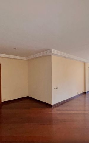 Apartamento à venda com 150m², 3 quartos e 2 vagas Apartamento à venda com 150m², 3 quartos e 2 vagasSala