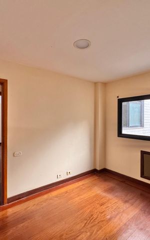 Apartamento à venda com 150m², 3 quartos e 2 vagas Apartamento à venda com 150m², 3 quartos e 2 vagasQuarto 2