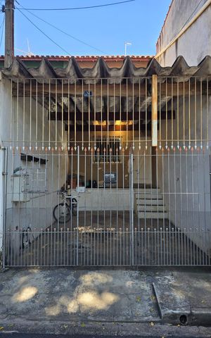 Casa para alugar com 72m², 2 quartos e sem vaga