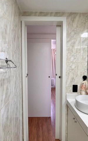 Apartamento à venda com 81m², 2 quartos e 2 vagas Apartamento à venda com 81m², 2 quartos e 2 vagasBanheiro Social