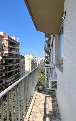 Apartamento à venda com 81m², 2 quartos e 2 vagas Apartamento à venda com 81m², 2 quartos e 2 vagasVaranda da Sala