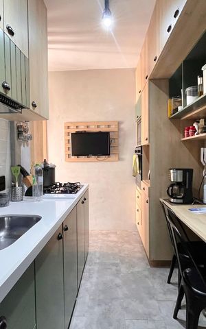 Apartamento à venda com 81m², 2 quartos e 2 vagas Apartamento à venda com 81m², 2 quartos e 2 vagasCozinha