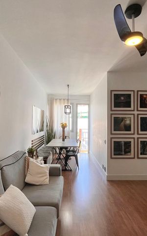 Apartamento à venda com 81m², 2 quartos e 2 vagas Apartamento à venda com 81m², 2 quartos e 2 vagasSala