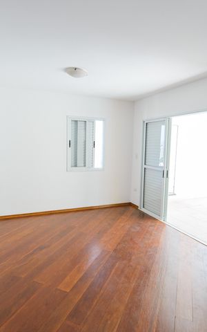 Apartamento para alugar com 297m², 3 quartos e 3 vagas Apartamento para alugar com 297m², 3 quartos e 3 vagasSuíte 1