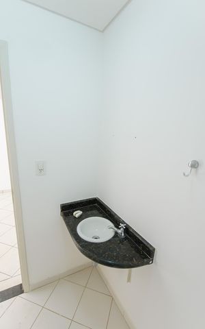 Apartamento para alugar com 297m², 3 quartos e 3 vagas Apartamento para alugar com 297m², 3 quartos e 3 vagasLavabo 1