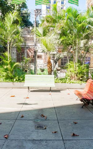 Apartamento à venda com 67m², 2 quartos e 1 vaga Apartamento à venda com 67m², 2 quartos e 1 vagaFachada
