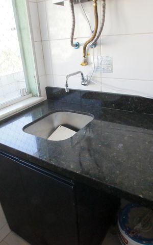Apartamento à venda com 92m², 3 quartos e 1 vagaÁrea de Serviço