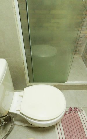 Apartamento à venda com 45m², 2 quartos e 1 vaga Apartamento à venda com 45m², 2 quartos e 1 vagaBanheiro
