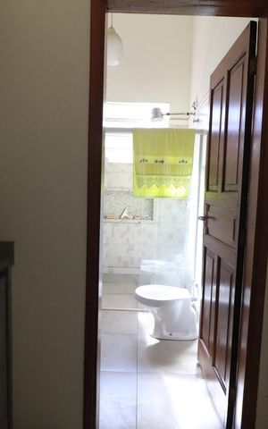 Casa para alugar com 140m², 2 quartos e sem vagaBanheiro 