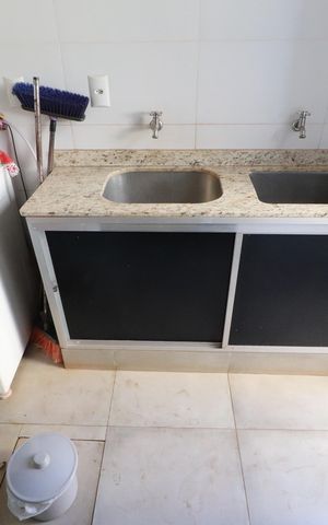 Casa para alugar com 140m², 2 quartos e sem vagaÁrea de serviço 