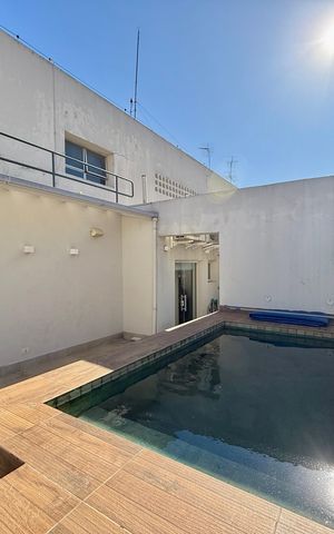 Apartamento à venda com 215m², 3 quartos e 2 vagas Apartamento à venda com 215m², 3 quartos e 2 vagasÁrea Gourmet
