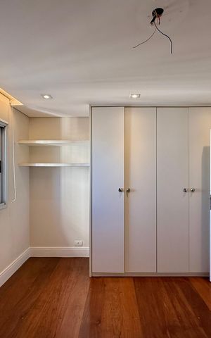Apartamento à venda com 215m², 3 quartos e 2 vagas Apartamento à venda com 215m², 3 quartos e 2 vagasQuarto 3