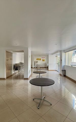 Apartamento à venda com 215m², 3 quartos e 2 vagas Apartamento à venda com 215m², 3 quartos e 2 vagasSalão de Festas