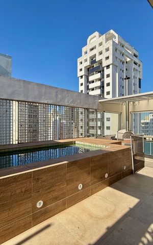 Apartamento à venda com 215m², 3 quartos e 2 vagas Apartamento à venda com 215m², 3 quartos e 2 vagasÁrea Gourmet