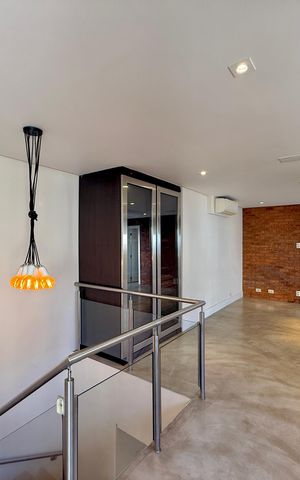 Apartamento à venda com 215m², 3 quartos e 2 vagas Apartamento à venda com 215m², 3 quartos e 2 vagasSala