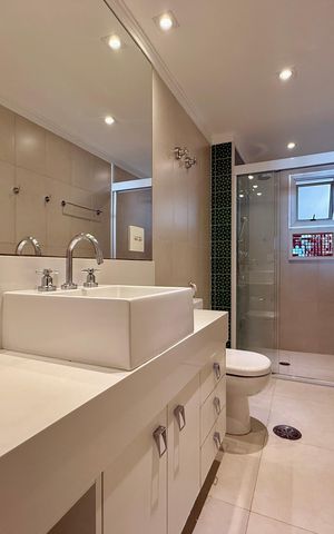 Apartamento à venda com 215m², 3 quartos e 2 vagas Apartamento à venda com 215m², 3 quartos e 2 vagasBanheiro Social