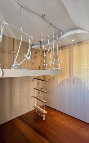 Apartamento à venda com 215m², 3 quartos e 2 vagas Apartamento à venda com 215m², 3 quartos e 2 vagasQuarto 2