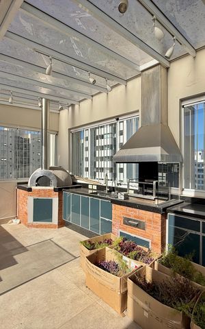 Apartamento à venda com 215m², 3 quartos e 2 vagas Apartamento à venda com 215m², 3 quartos e 2 vagasÁrea Gourmet