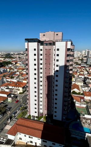 Apartamento à venda com 122m², 3 quartos e 3 vagas Apartamento à venda com 122m², 3 quartos e 3 vagasVista Quarto 2