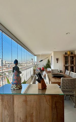 Apartamento à venda com 122m², 3 quartos e 3 vagas Apartamento à venda com 122m², 3 quartos e 3 vagasVaranda gourmet