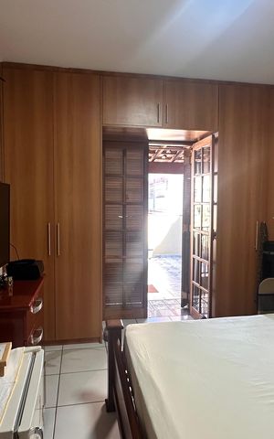 Casa à venda com 114m², 2 quartos e 2 vagas