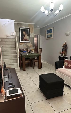 Casa à venda com 114m², 2 quartos e 2 vagas