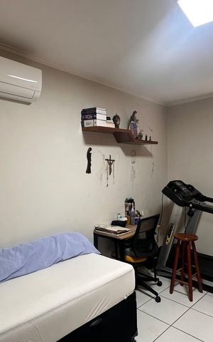 Casa à venda com 114m², 2 quartos e 2 vagas