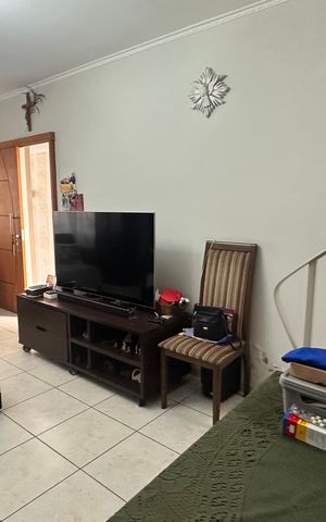Casa à venda com 114m², 2 quartos e 2 vagas