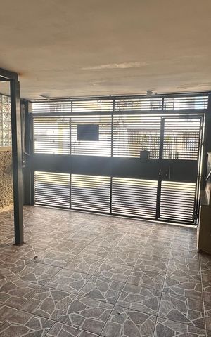Casa à venda com 114m², 2 quartos e 2 vagas