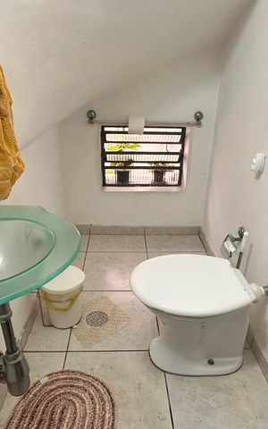 Casa à venda com 114m², 2 quartos e 2 vagas