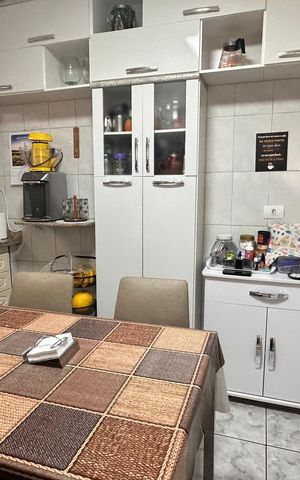 Casa à venda com 114m², 2 quartos e 2 vagas