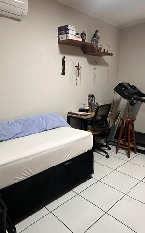 Casa à venda com 114m², 2 quartos e 2 vagas