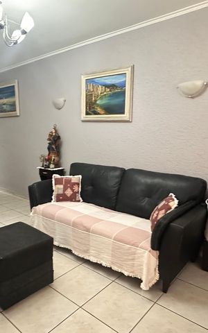 Casa à venda com 114m², 2 quartos e 2 vagas