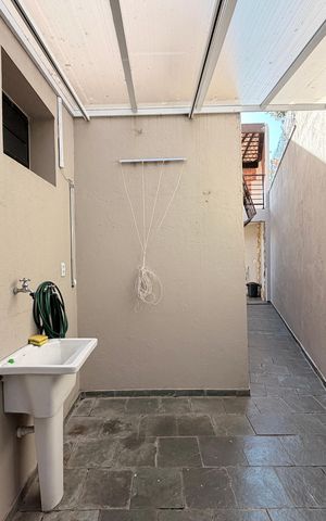 Casa à venda com 160m², 2 quartos e 2 vagasÁrea de Serviço