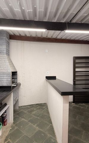 Casa à venda com 160m², 2 quartos e 2 vagasQuintal com Churrasqueira