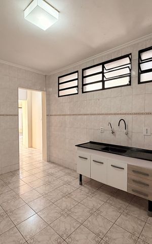 Casa à venda com 160m², 2 quartos e 2 vagasCozinha