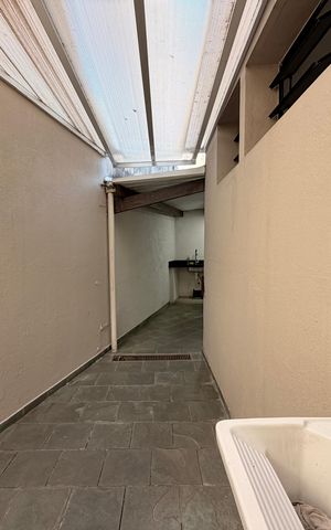Casa à venda com 160m², 2 quartos e 2 vagasÁrea de Serviço