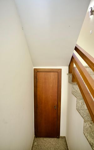 Casa para alugar com 500m², 4 quartos e 4 vagas Casa para alugar com 500m², 4 quartos e 4 vagasLavabo