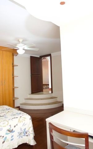 Casa para alugar com 500m², 4 quartos e 4 vagas Casa para alugar com 500m², 4 quartos e 4 vagasQuarto Suíte 1