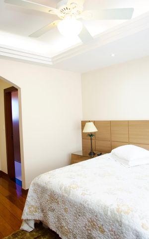 Casa para alugar com 500m², 4 quartos e 4 vagas Casa para alugar com 500m², 4 quartos e 4 vagasQuarto Suíte Master