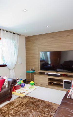 Casa para alugar com 500m², 4 quartos e 4 vagas Casa para alugar com 500m², 4 quartos e 4 vagasSala de TV