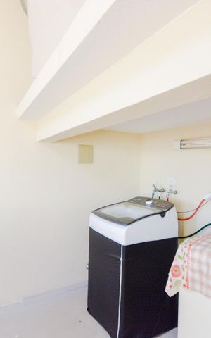 Casa à venda com 220m², 4 quartos e 2 vagasÁrea de Serviço