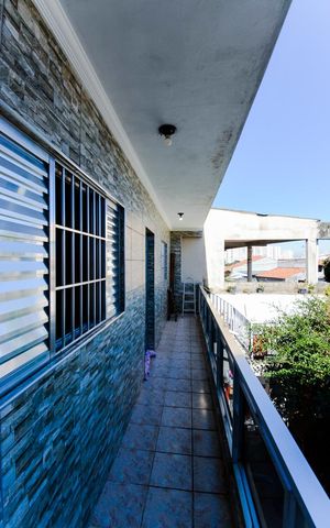 Casa à venda com 220m², 4 quartos e 2 vagasVaranda do Quarto 2